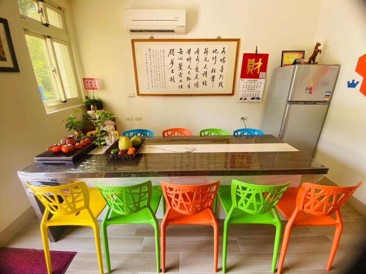 八八古藝悅禾民宿 Jinning Esterno foto